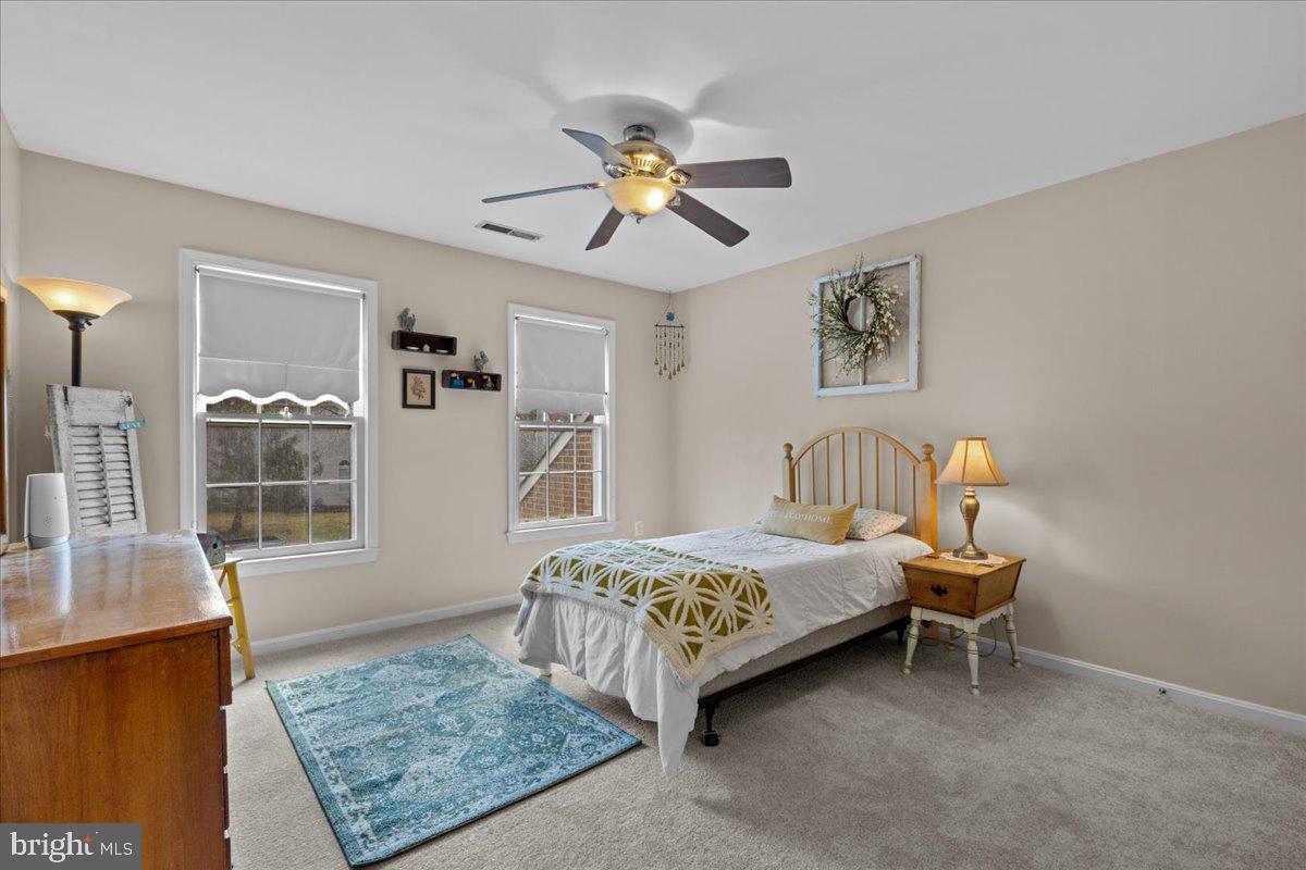 NORTH HART RUN - Residential