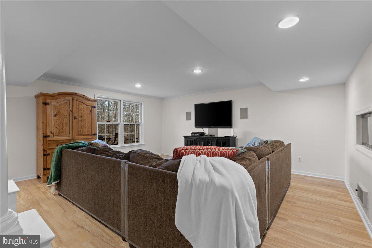 NORTH HART RUN - Residential