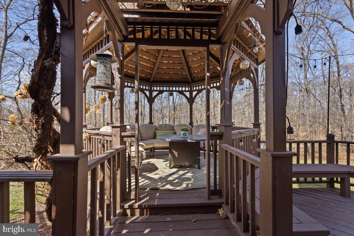 NORTH HART RUN - Residential