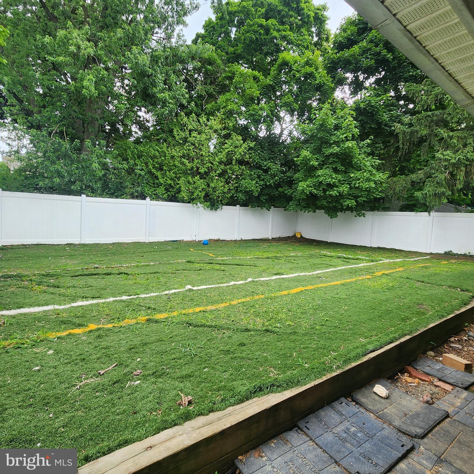 3231 EARL STREET