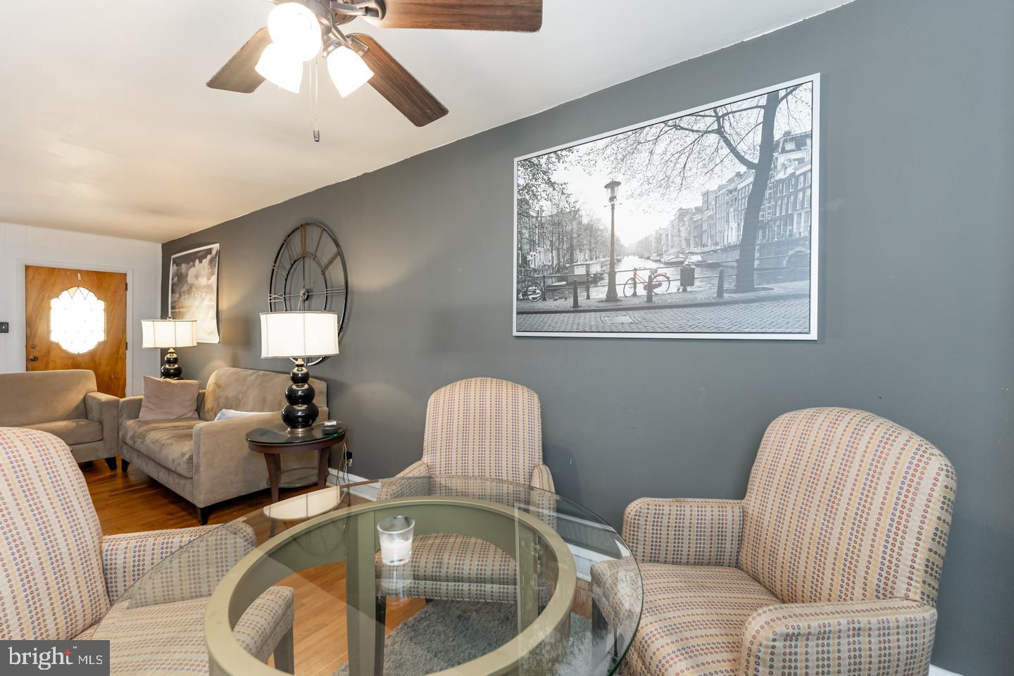 BRIDESBURG - Residential