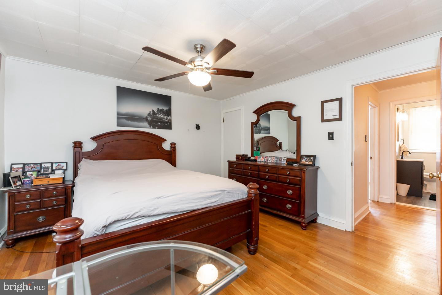 BRIDESBURG - Residential