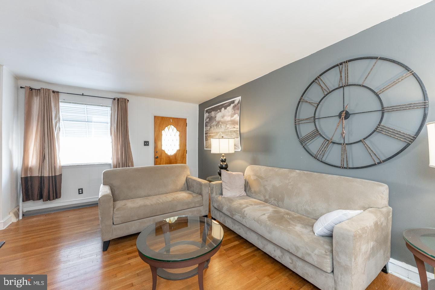 BRIDESBURG - Residential