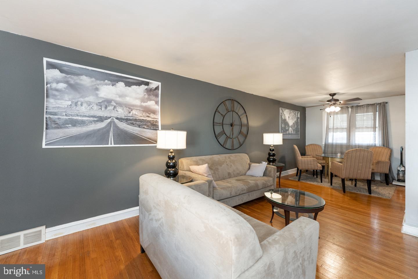 BRIDESBURG - Residential