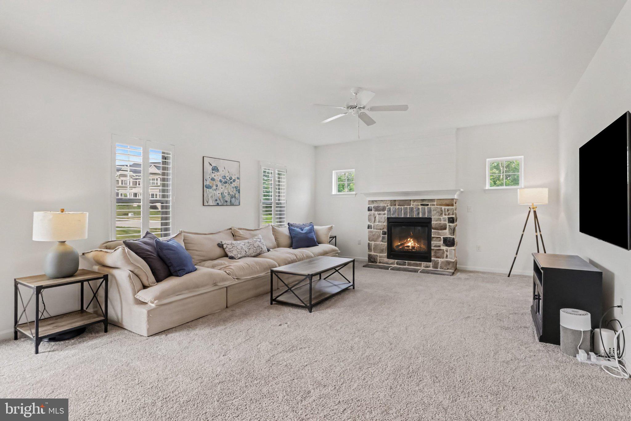 28 BAYBERRY RD