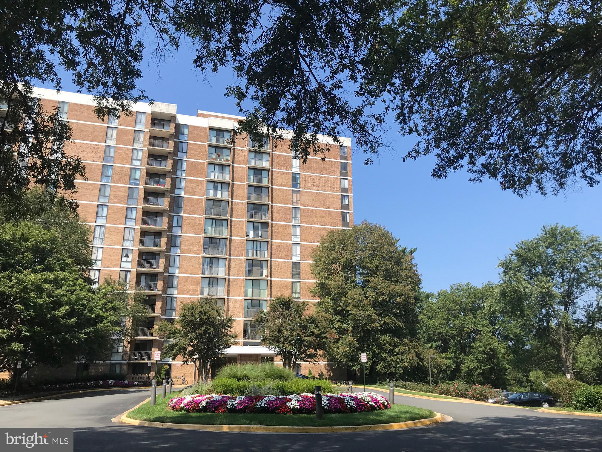 IDYLWOOD TOWERS CONDO - Residential Lease