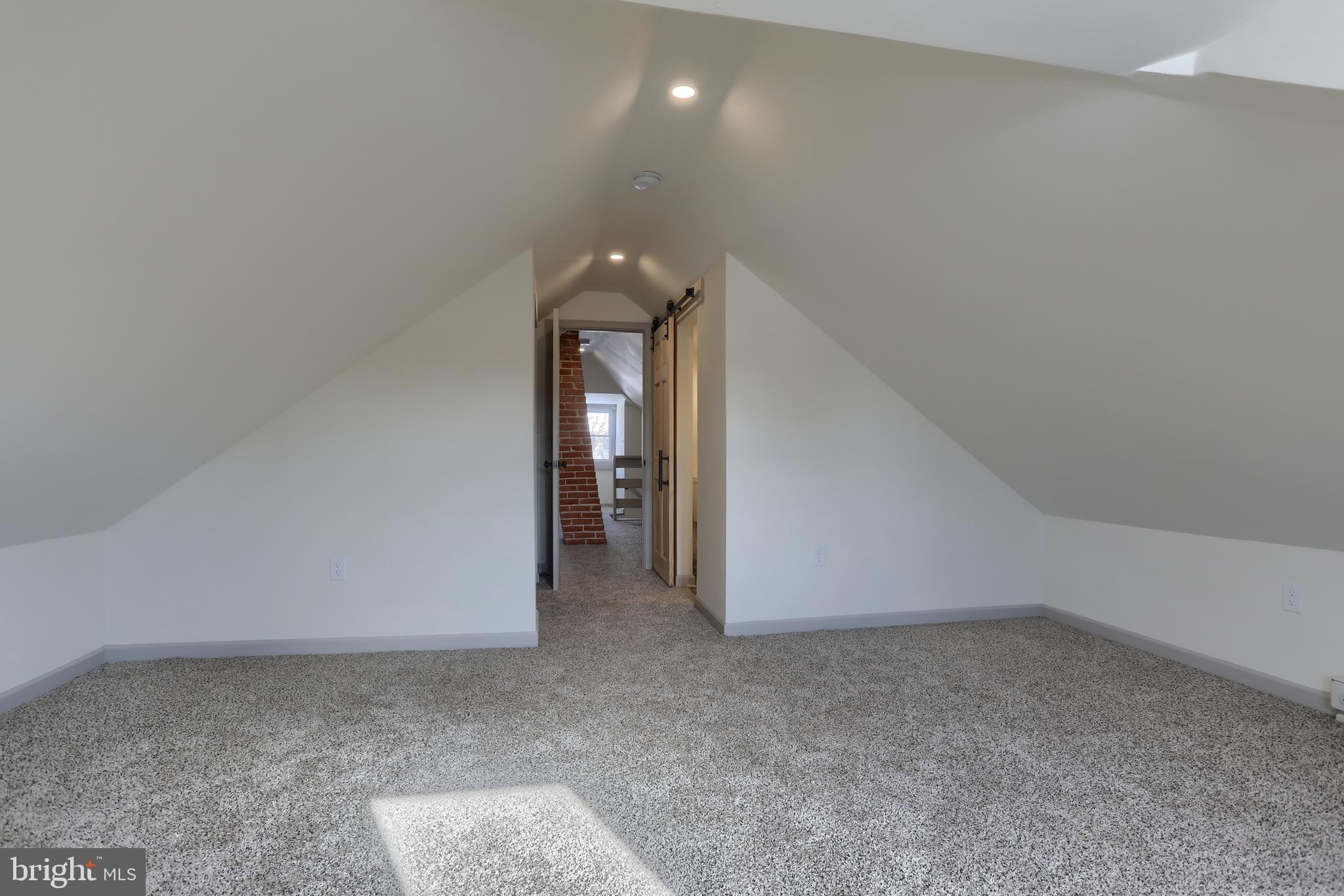 LEBANON CITY - Residential