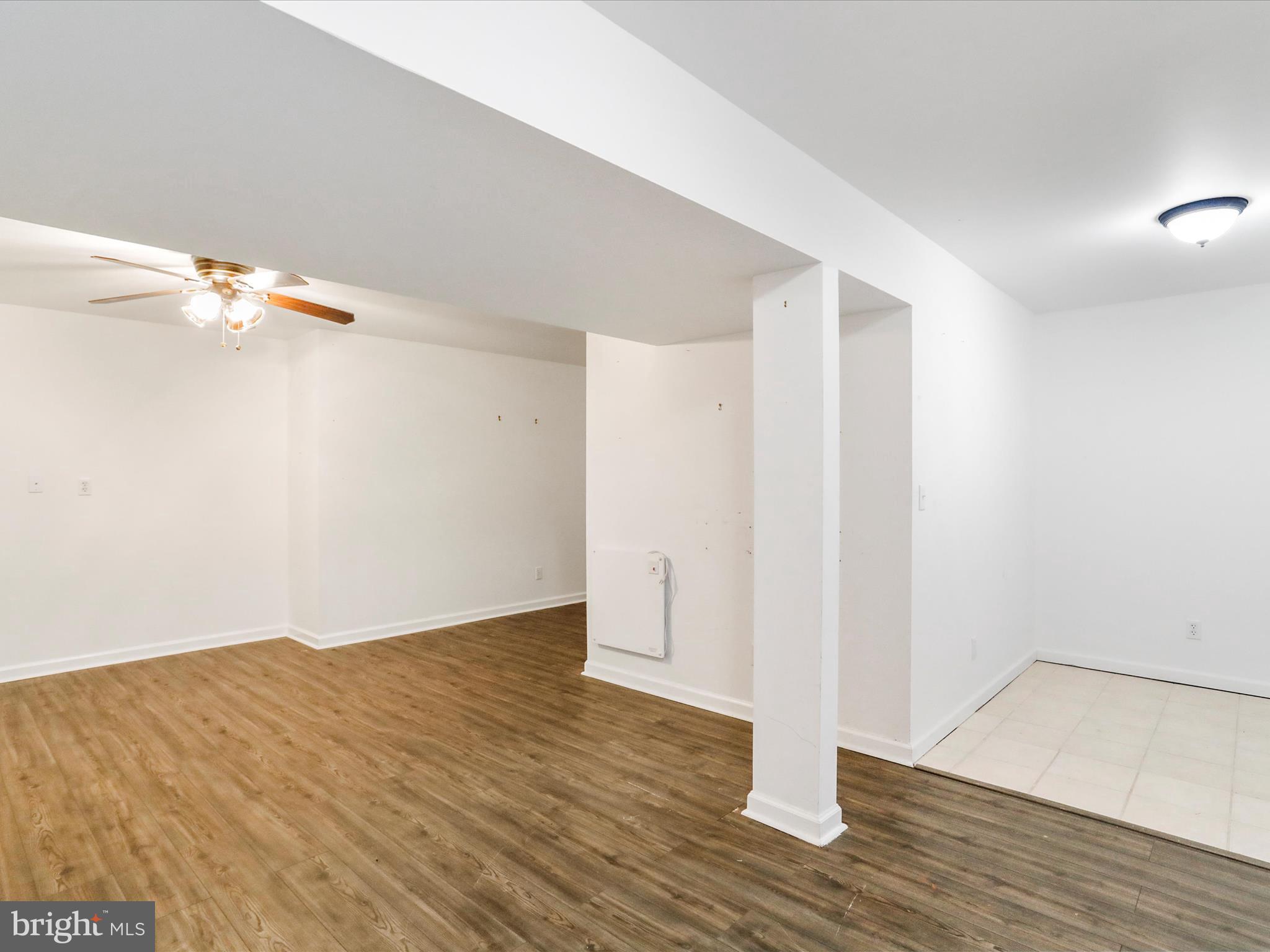 MIDDLE CREEK MANOR - Residential