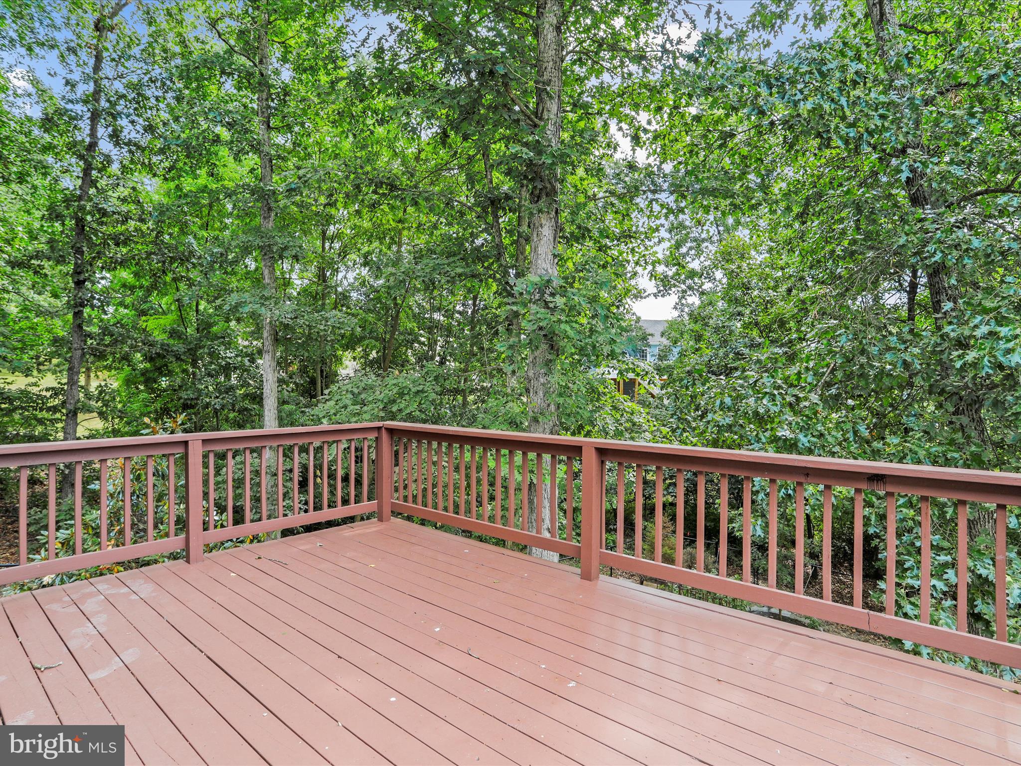 MIDDLE CREEK MANOR - Residential