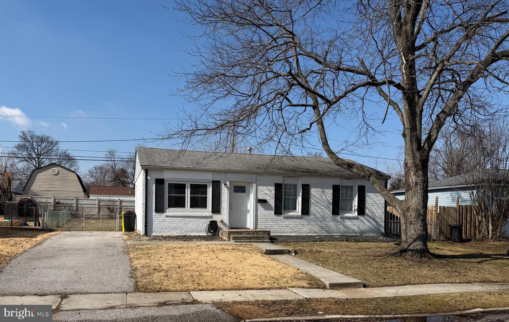 1322 MEADOWVALE ROAD