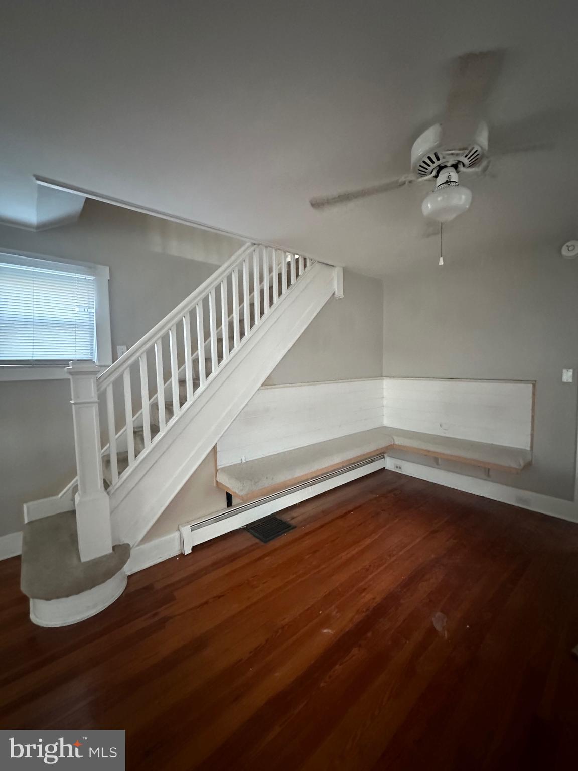 ESSEX - Residential Lease