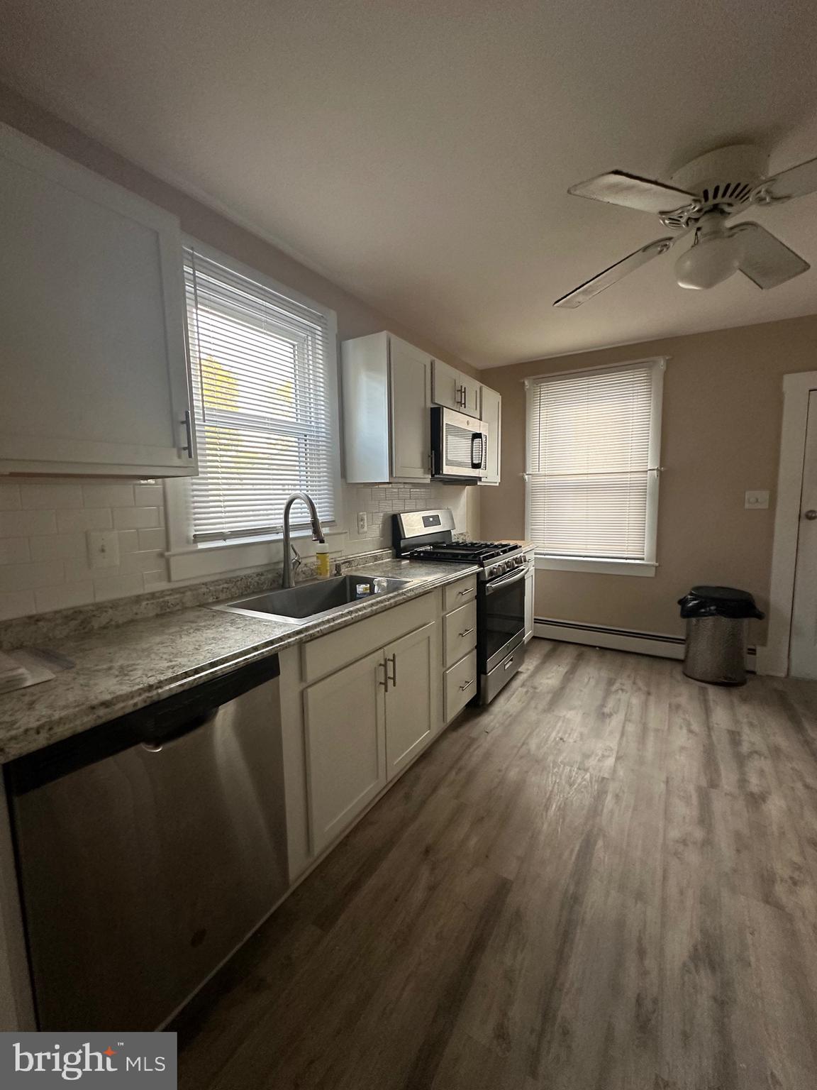 ESSEX - Residential Lease