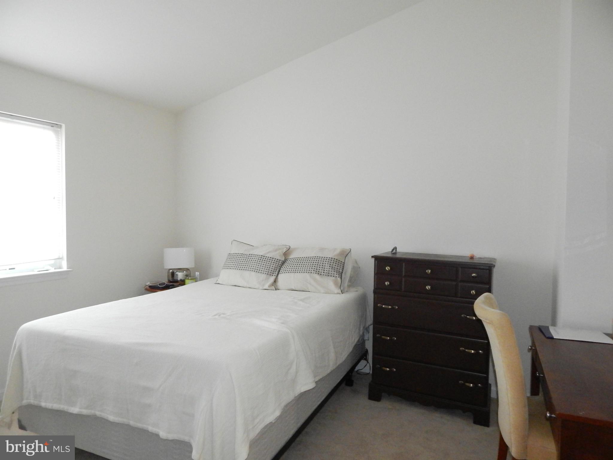 MILLS FARM - Residential