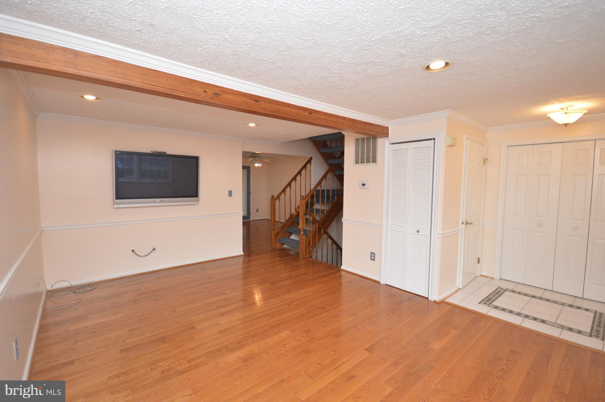 HOLLYMEAD - Residential Lease