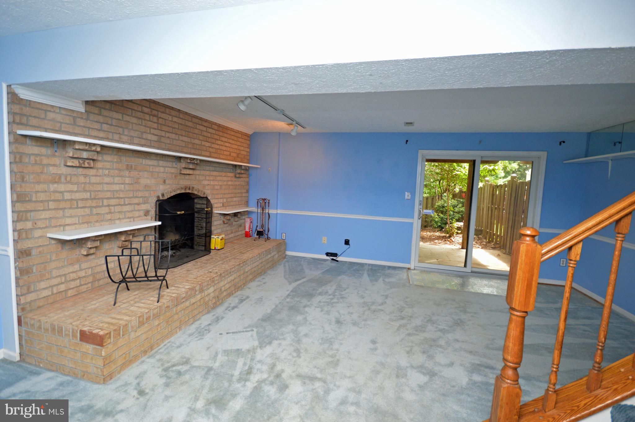 HOLLYMEAD - Residential Lease