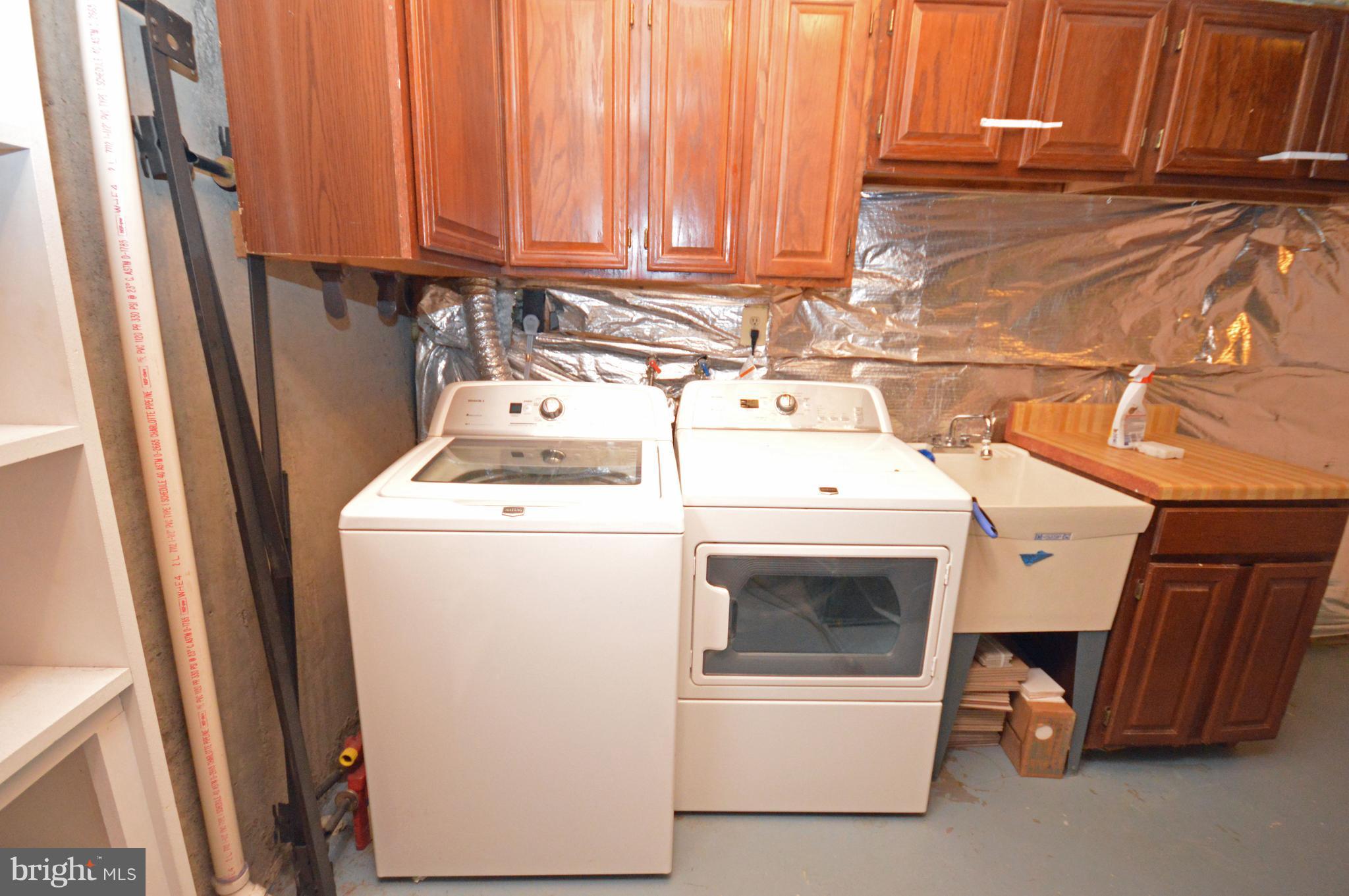 HOLLYMEAD - Residential Lease