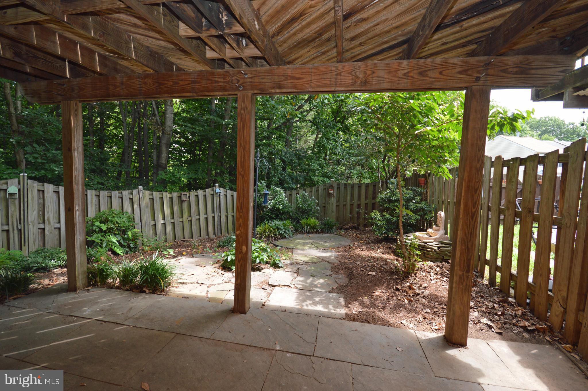 HOLLYMEAD - Residential Lease