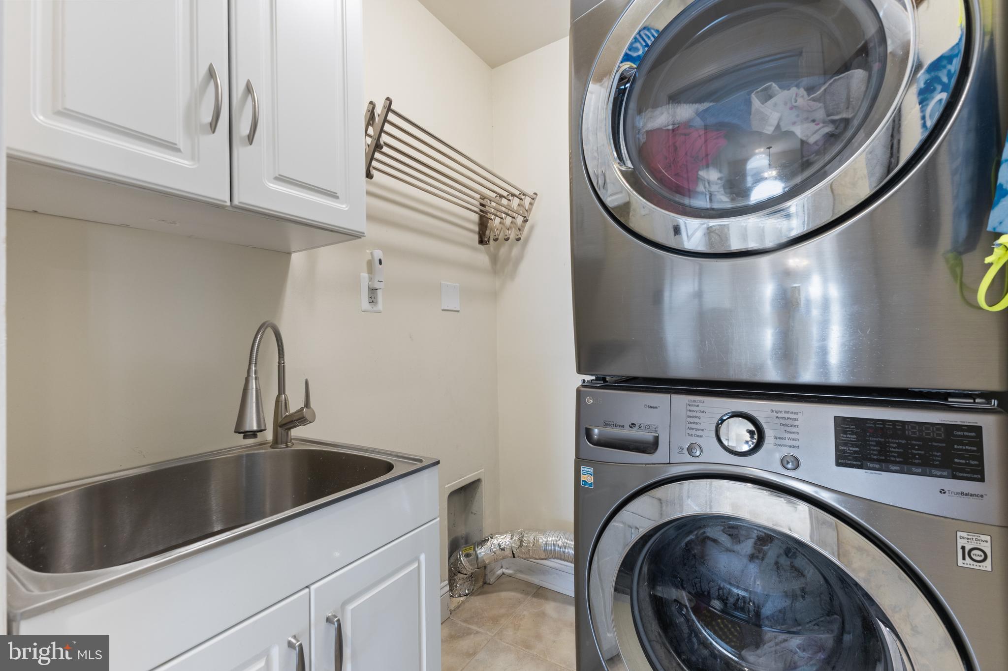 ELLISON HEIGHTS - Residential