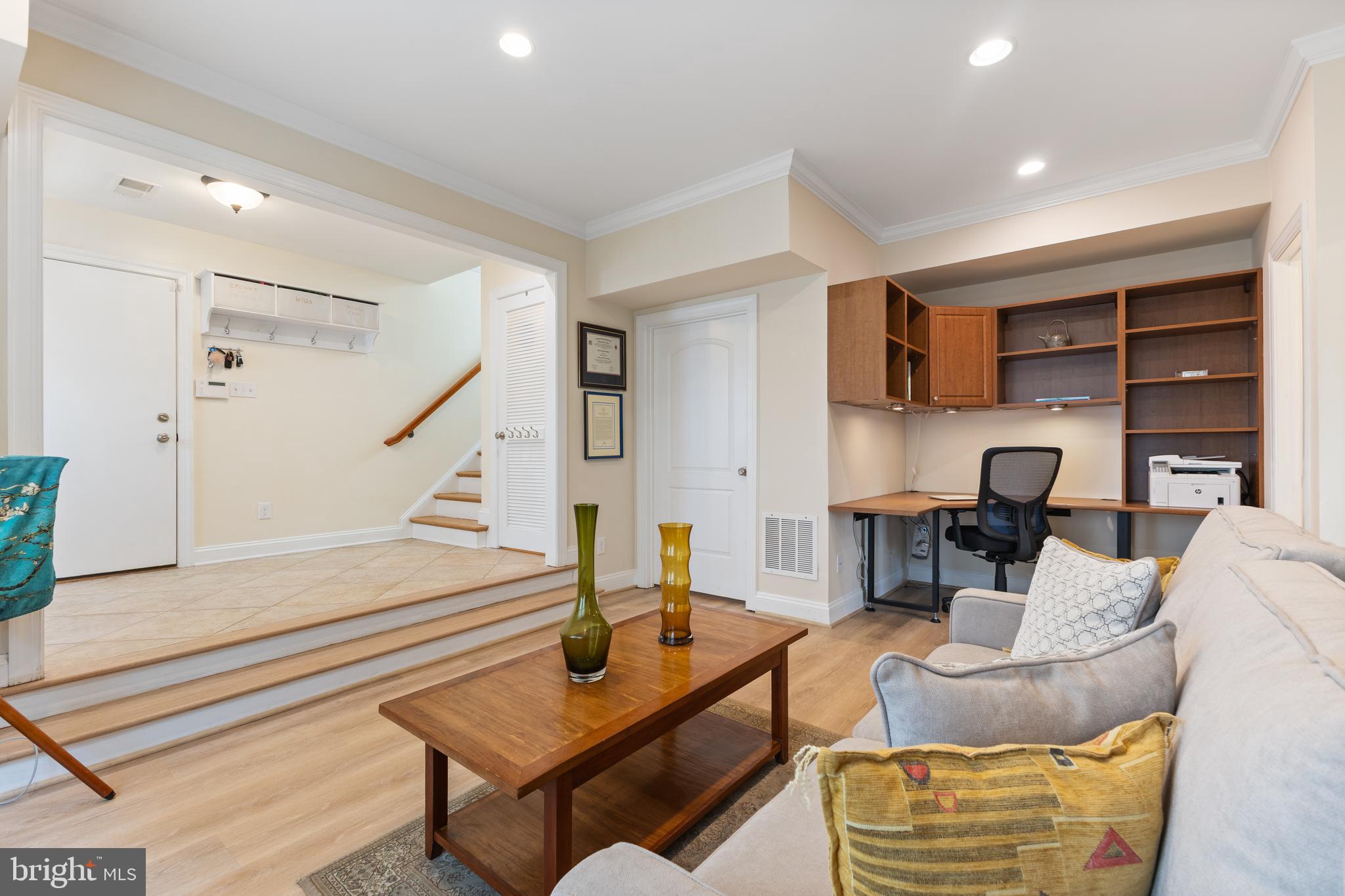 ELLISON HEIGHTS - Residential