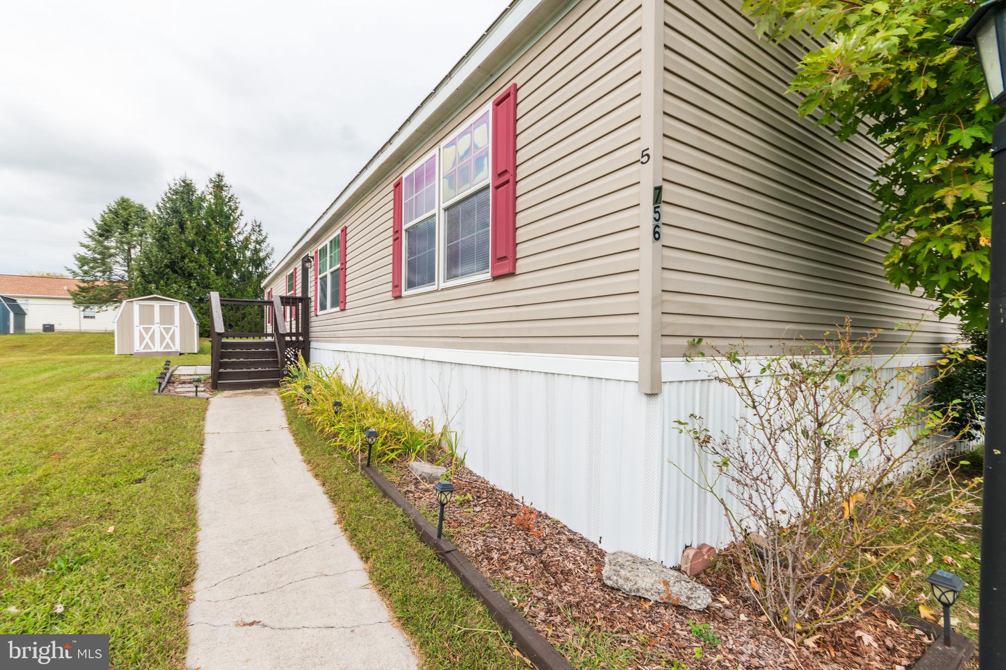 ROYAL CREST ESTATES - Residential