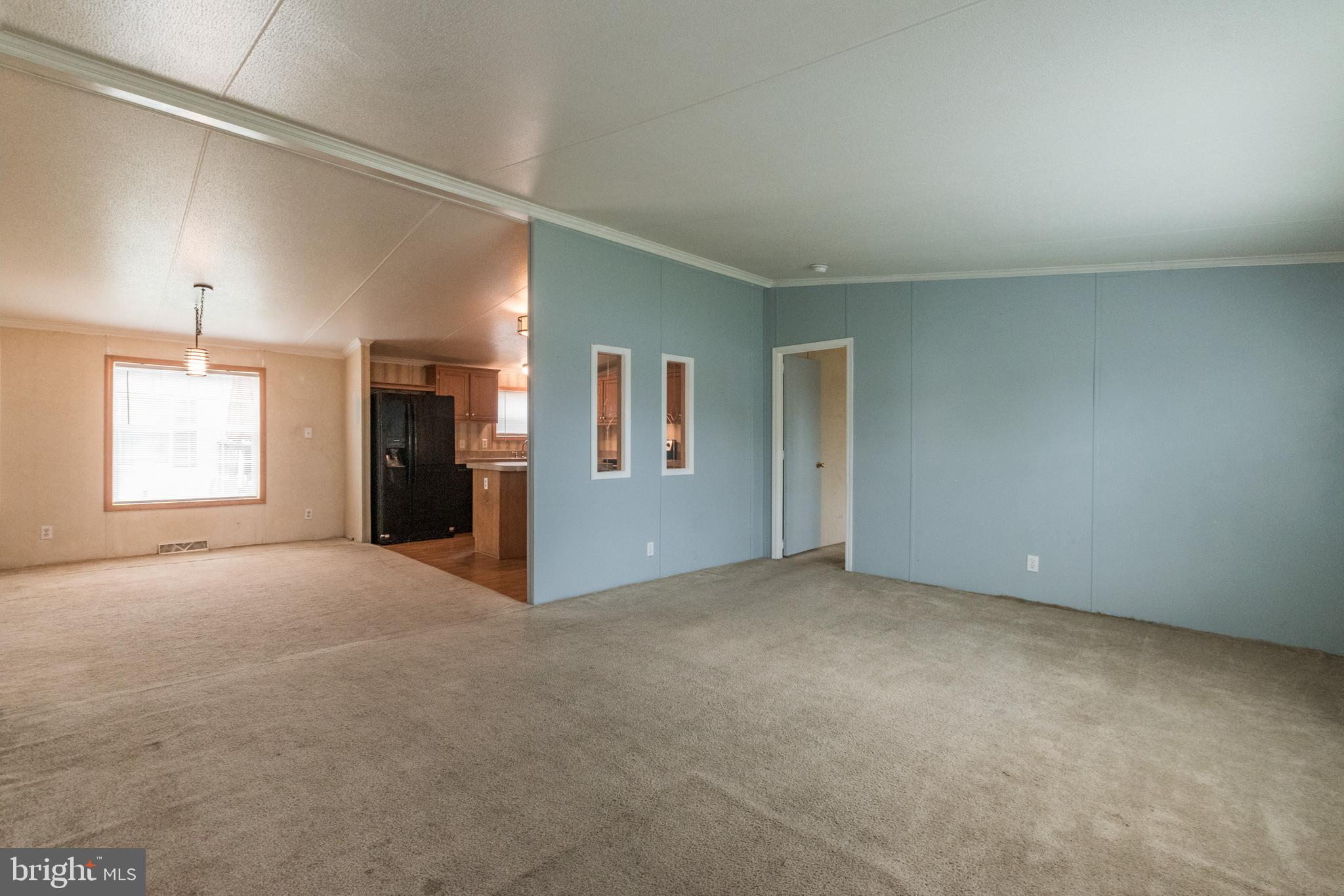 ROYAL CREST ESTATES - Residential