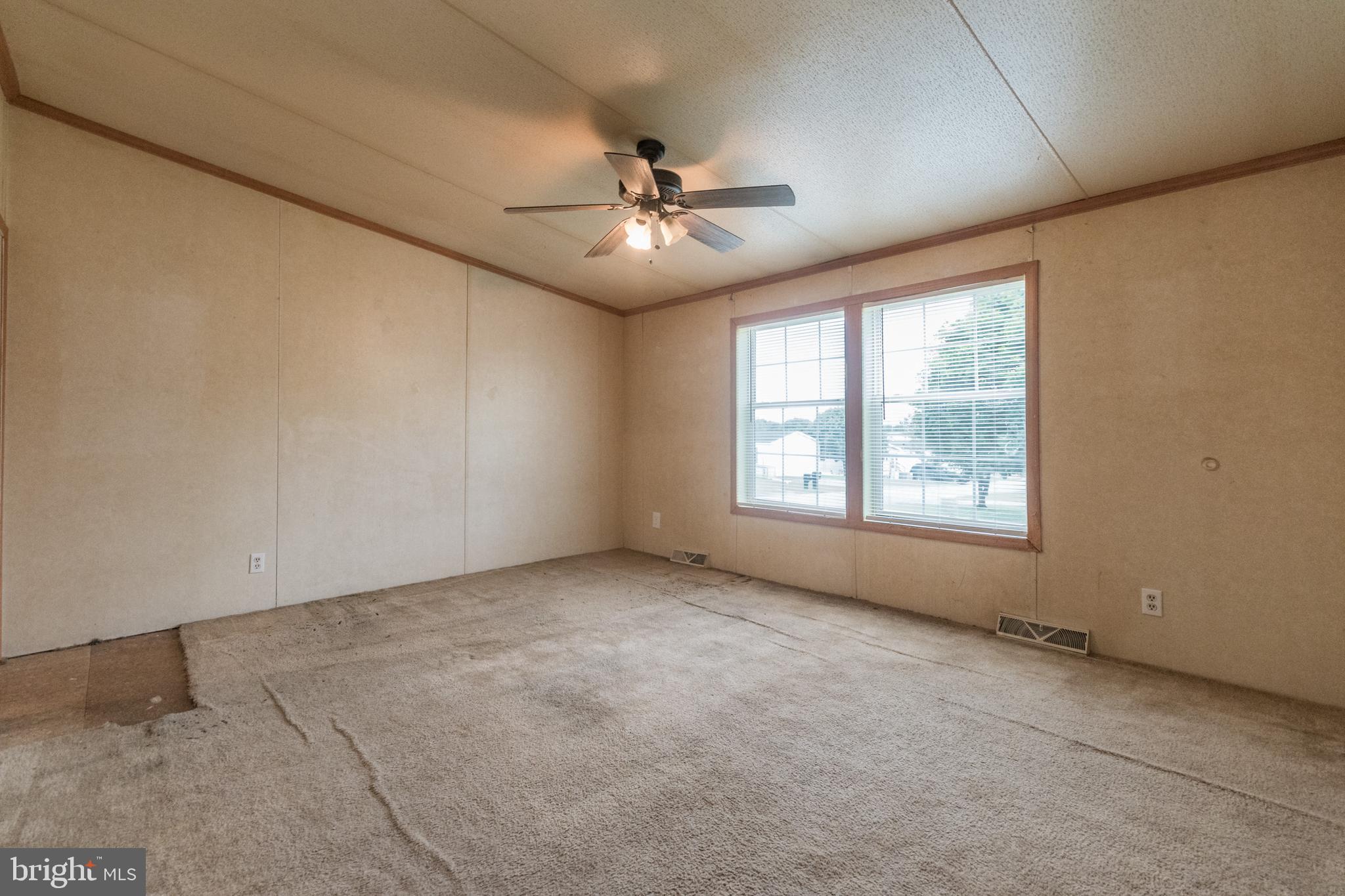 ROYAL CREST ESTATES - Residential