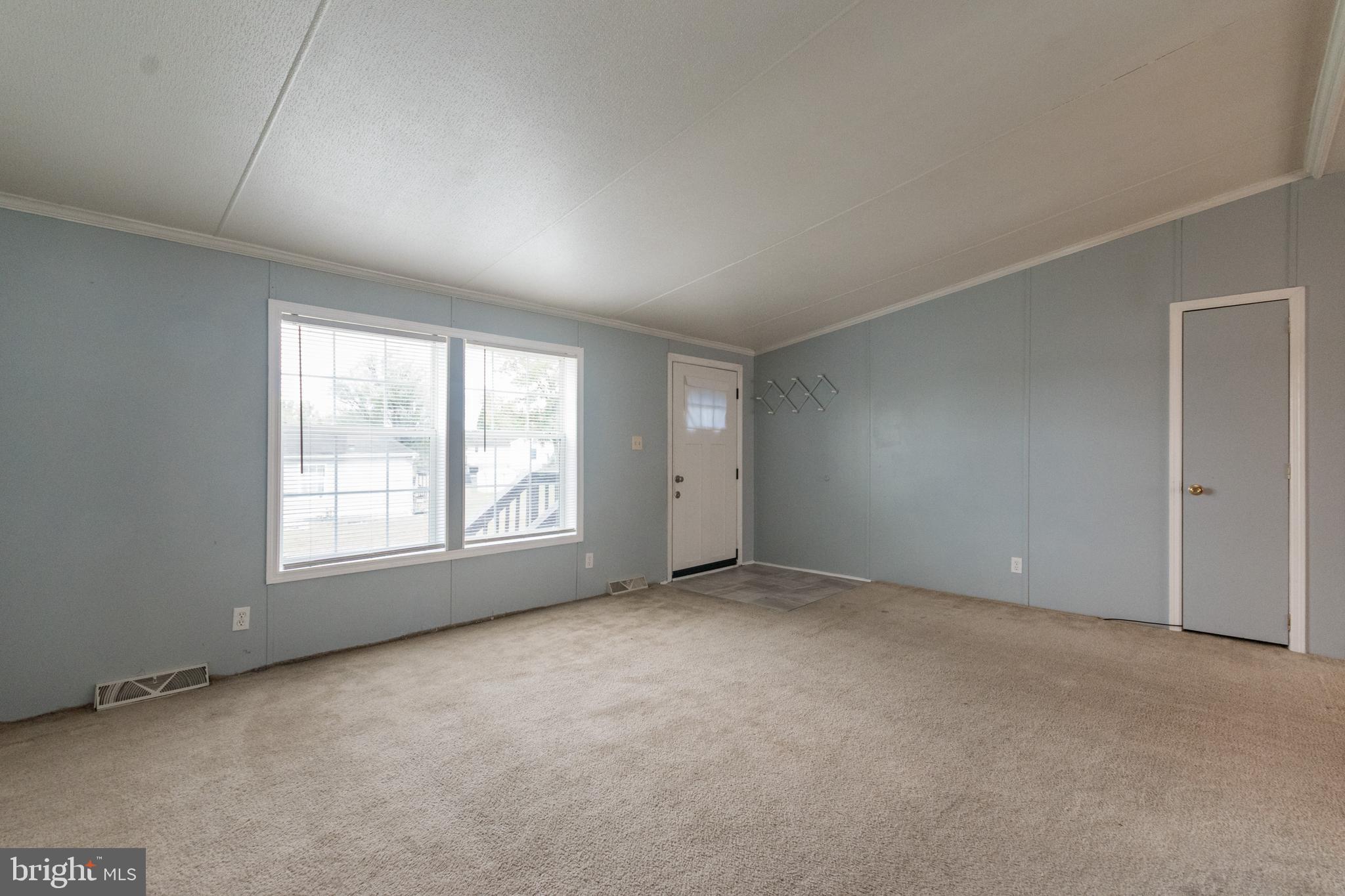 ROYAL CREST ESTATES - Residential