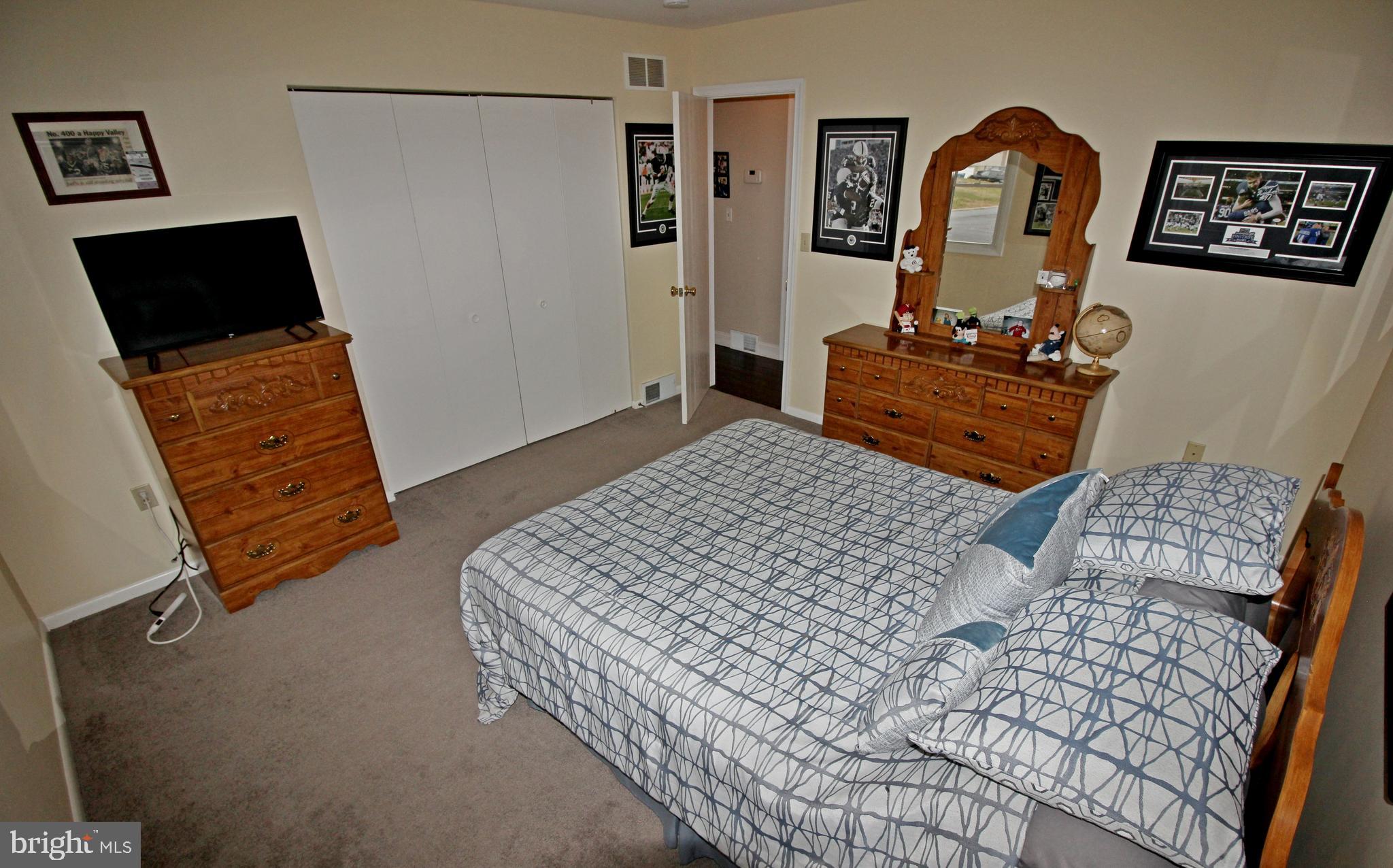 HEMPFIELD GREEN - Residential