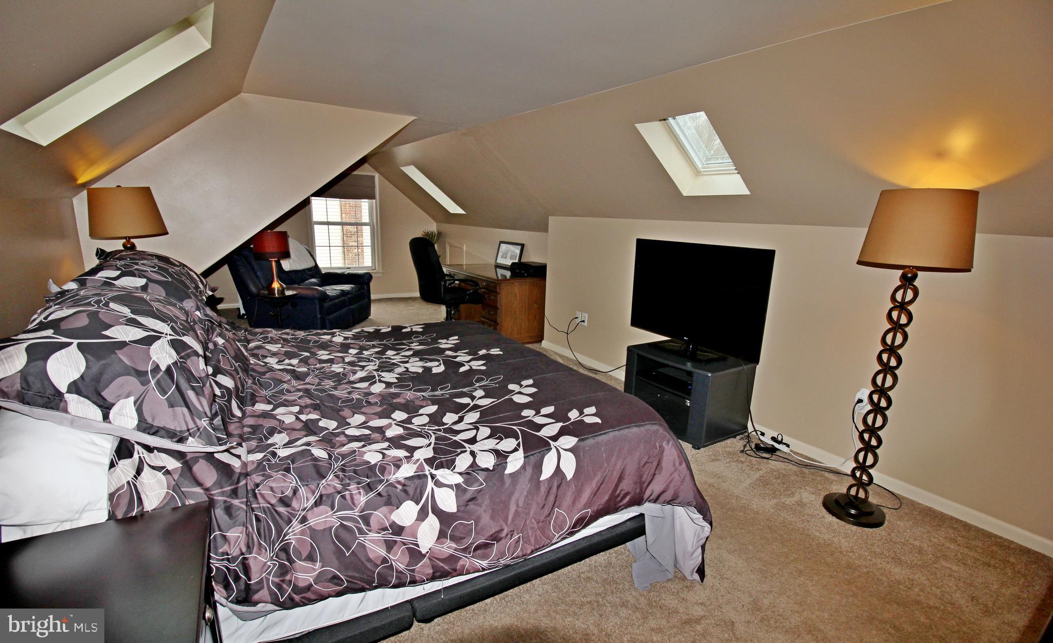 HEMPFIELD GREEN - Residential