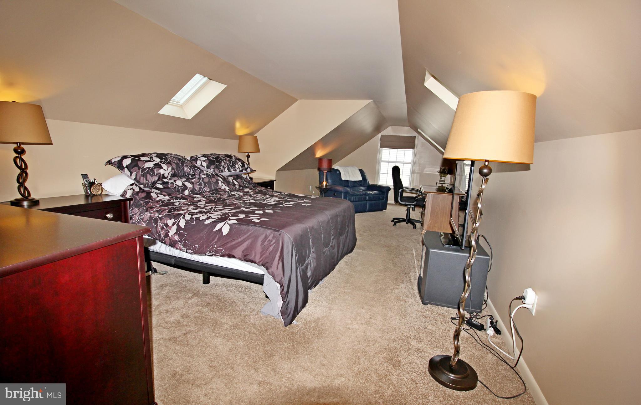 HEMPFIELD GREEN - Residential