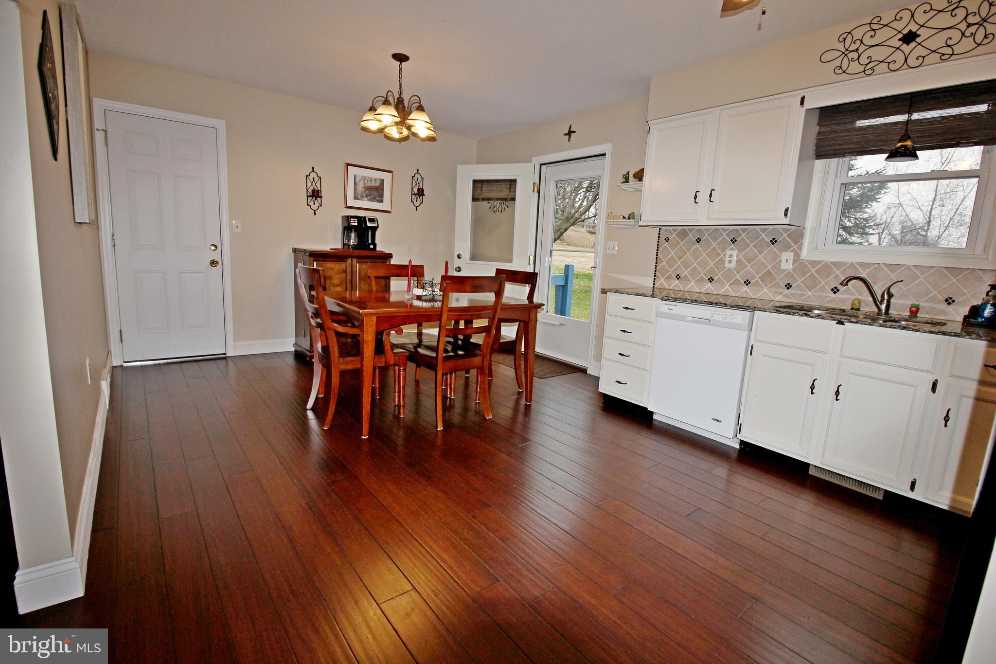 HEMPFIELD GREEN - Residential