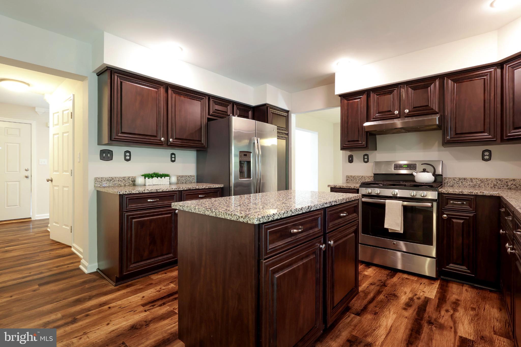 INDEPENDENCE PLACE - Residential