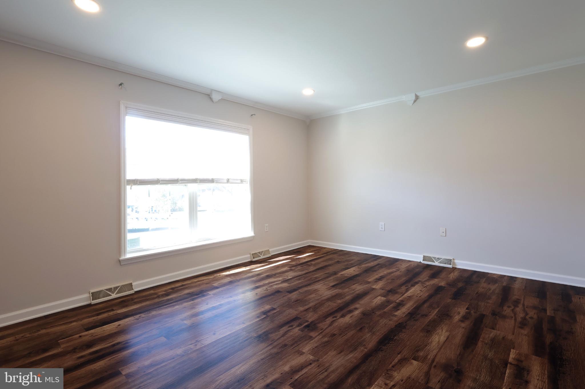 INDEPENDENCE PLACE - Residential