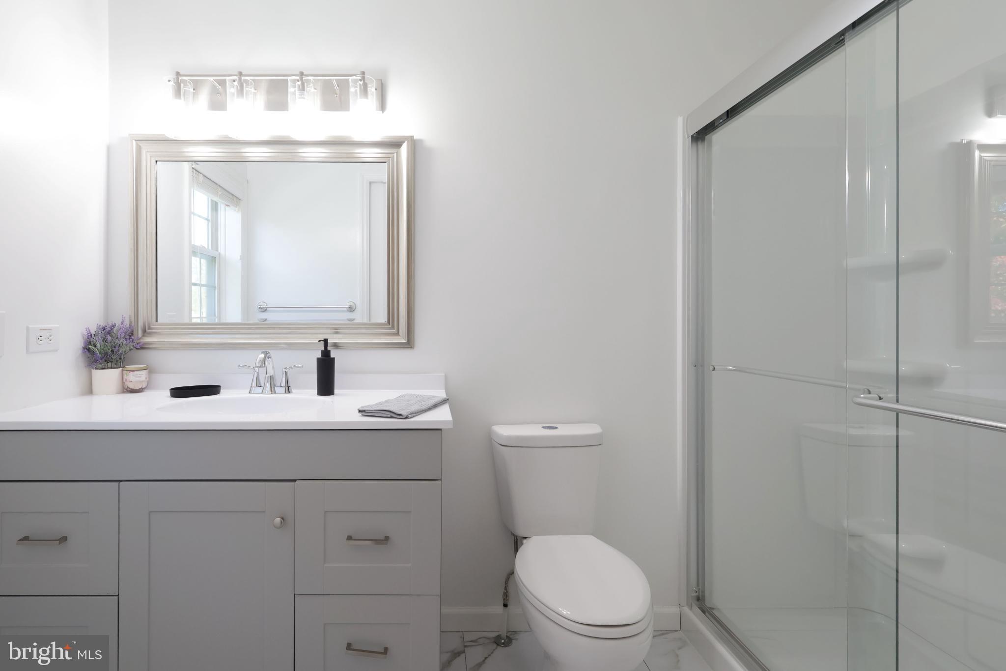 INDEPENDENCE PLACE - Residential