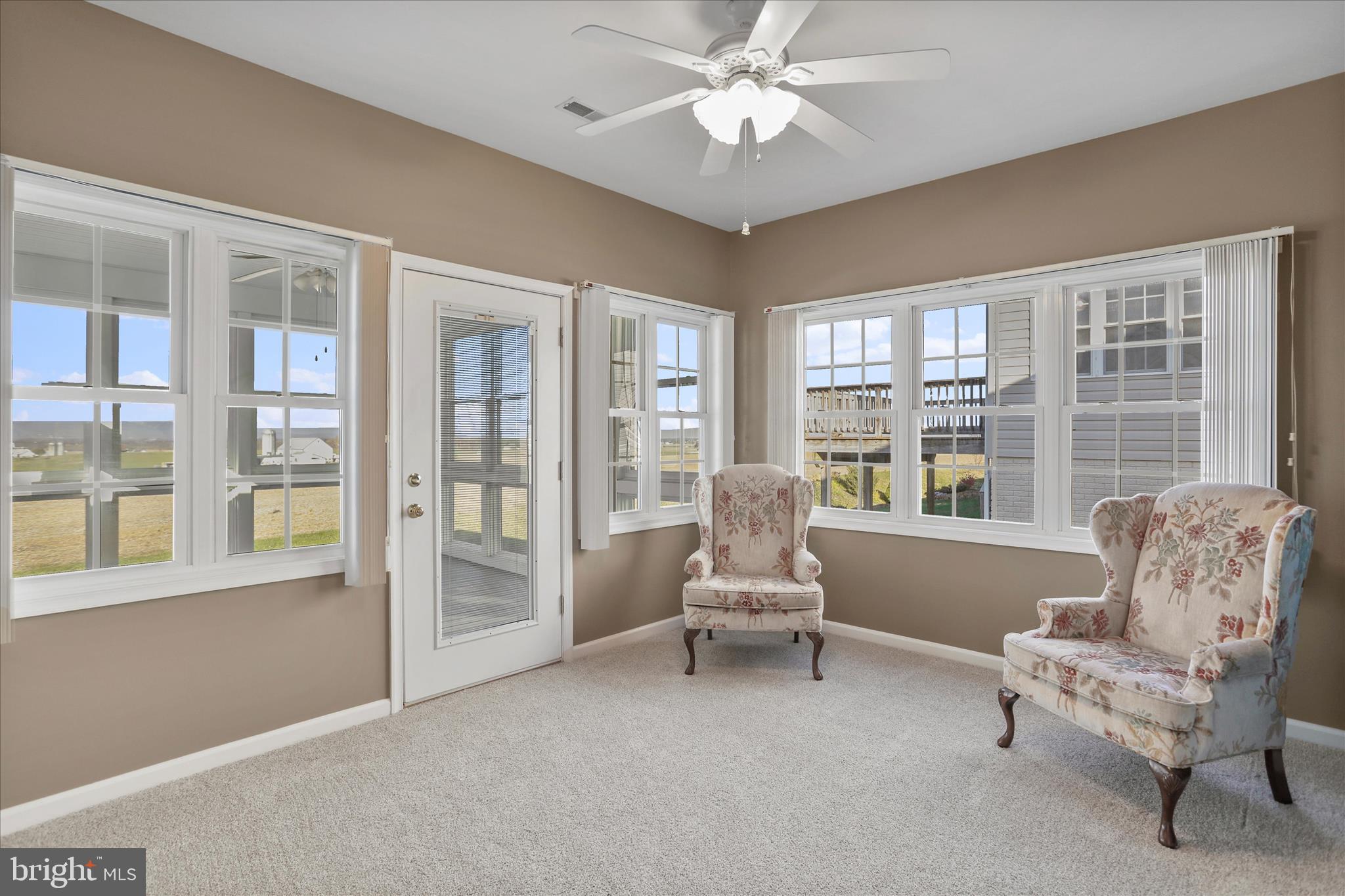 TWIN RIDGE - Residential