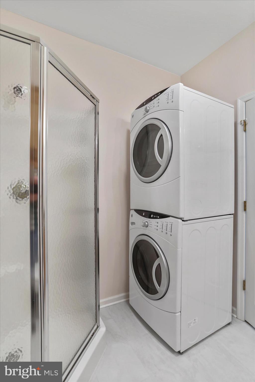 TWIN RIDGE - Residential