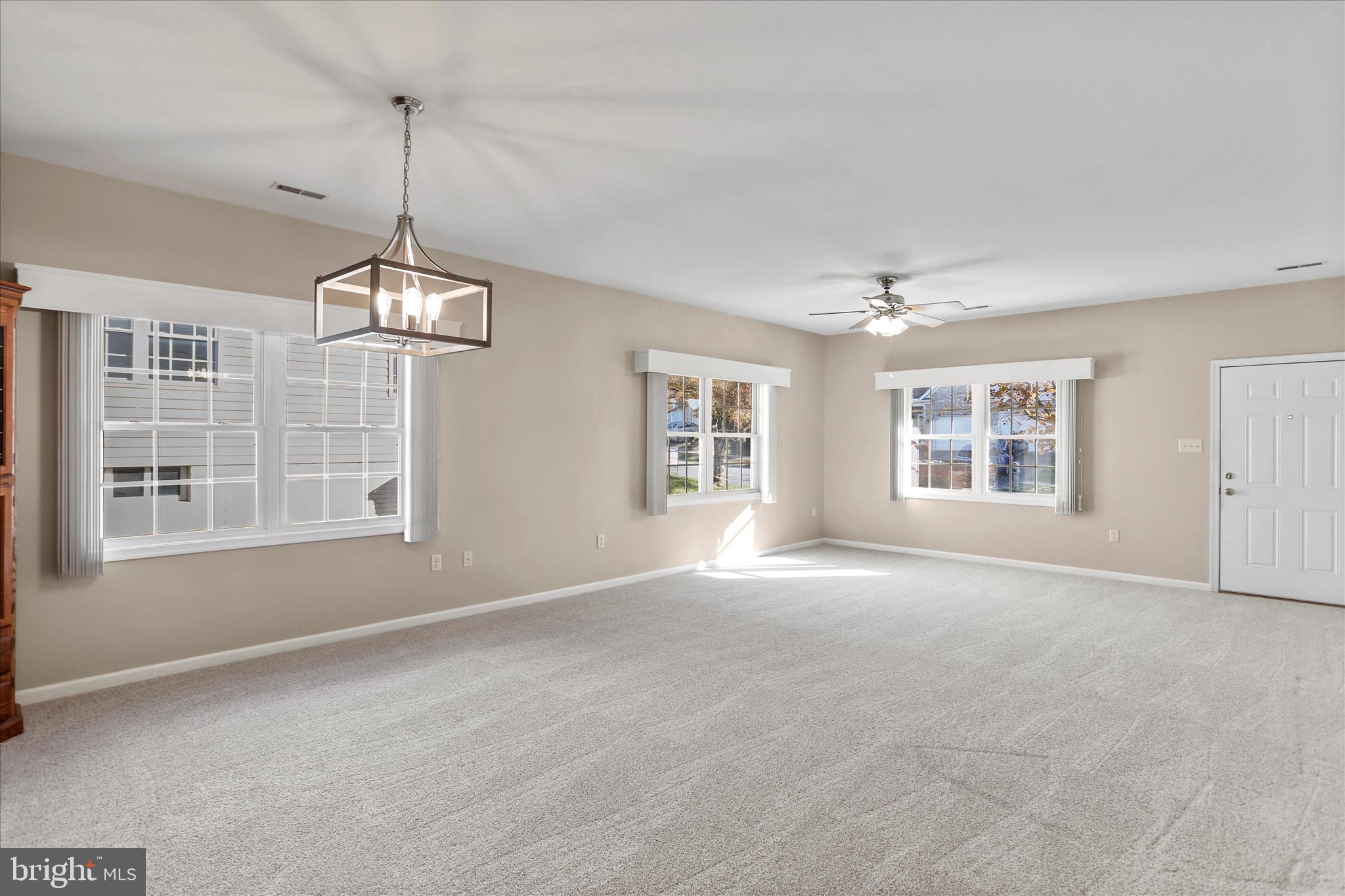 TWIN RIDGE - Residential