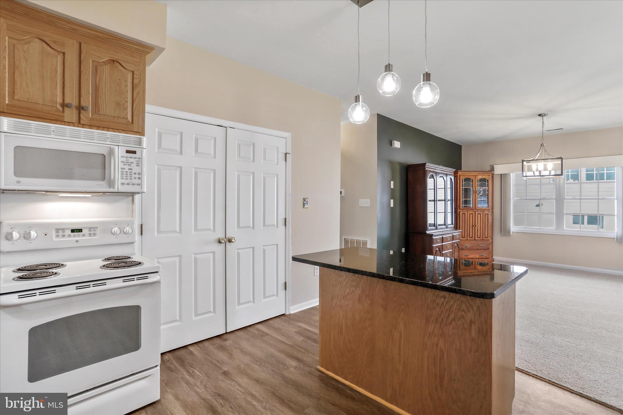 TWIN RIDGE - Residential