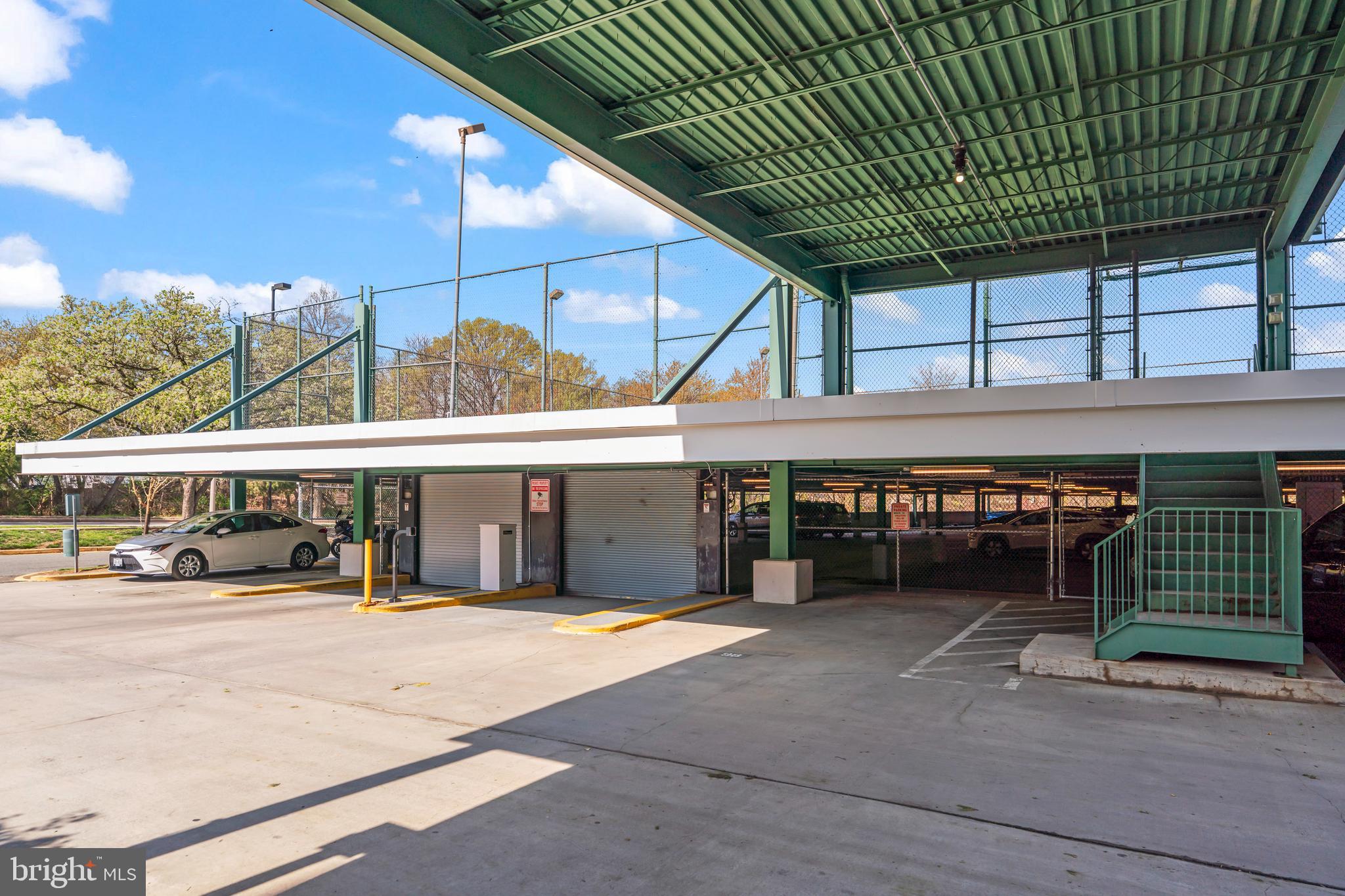 THE FOUNTAINS - Residential