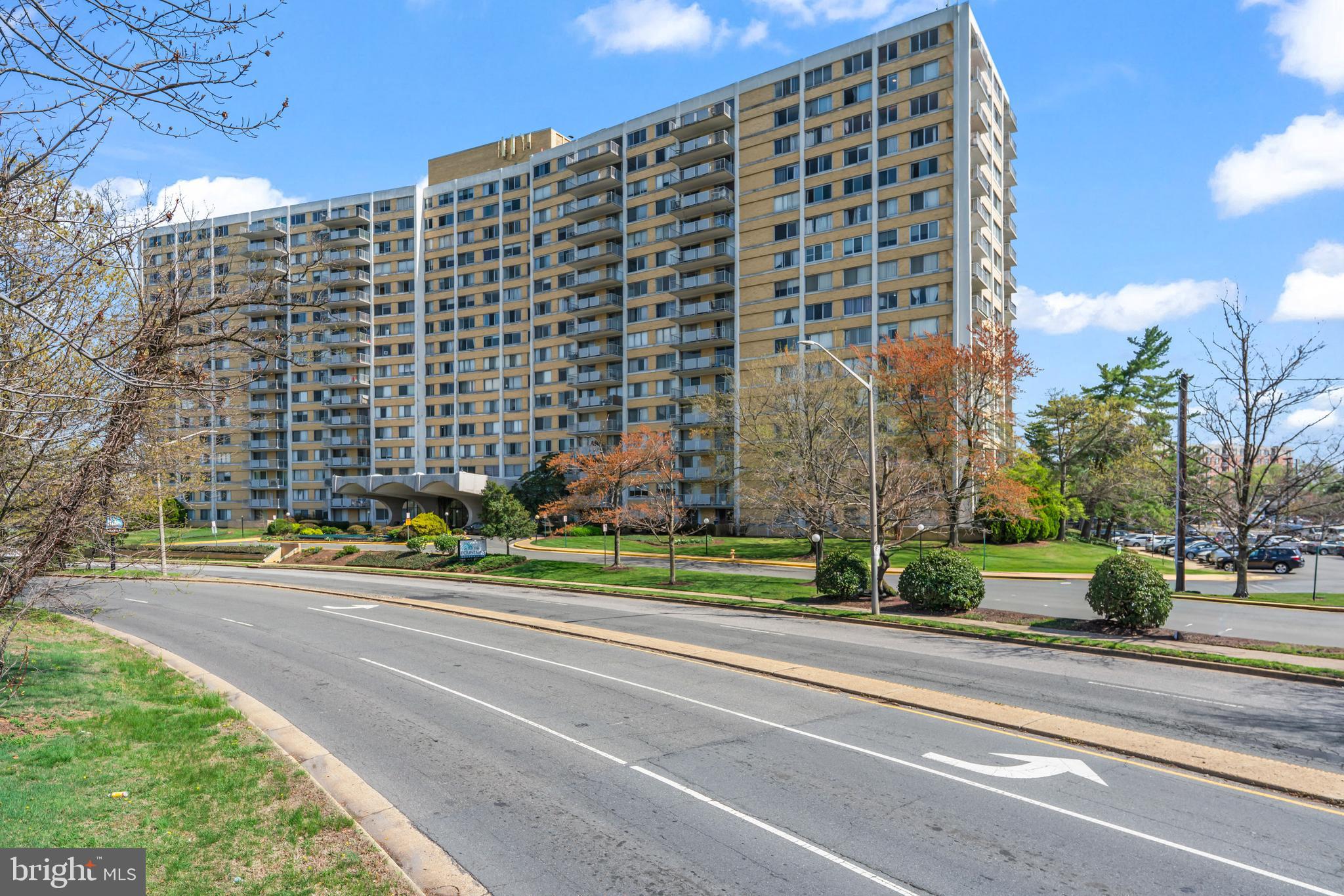 THE FOUNTAINS - Residential