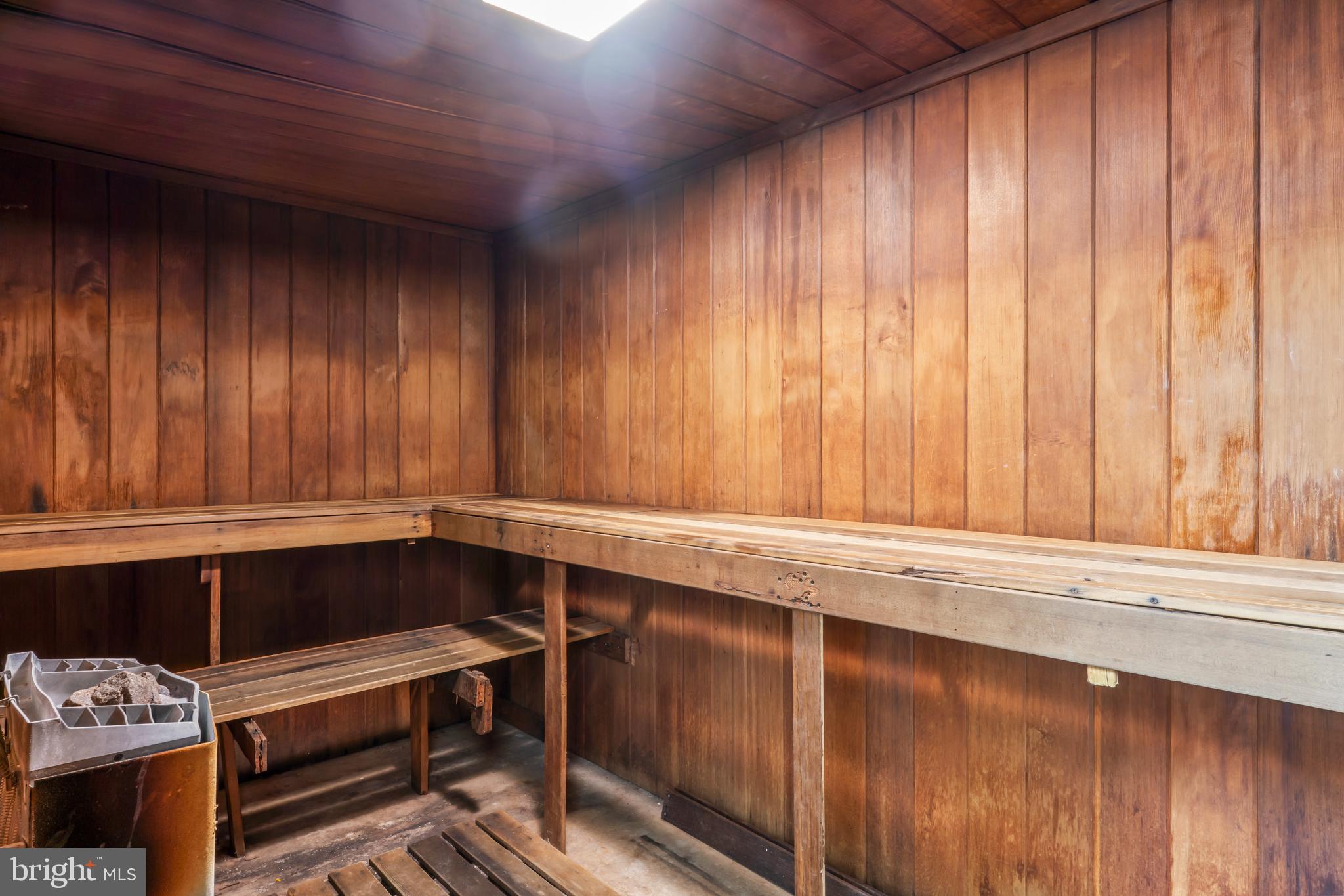 THE FOUNTAINS - Residential