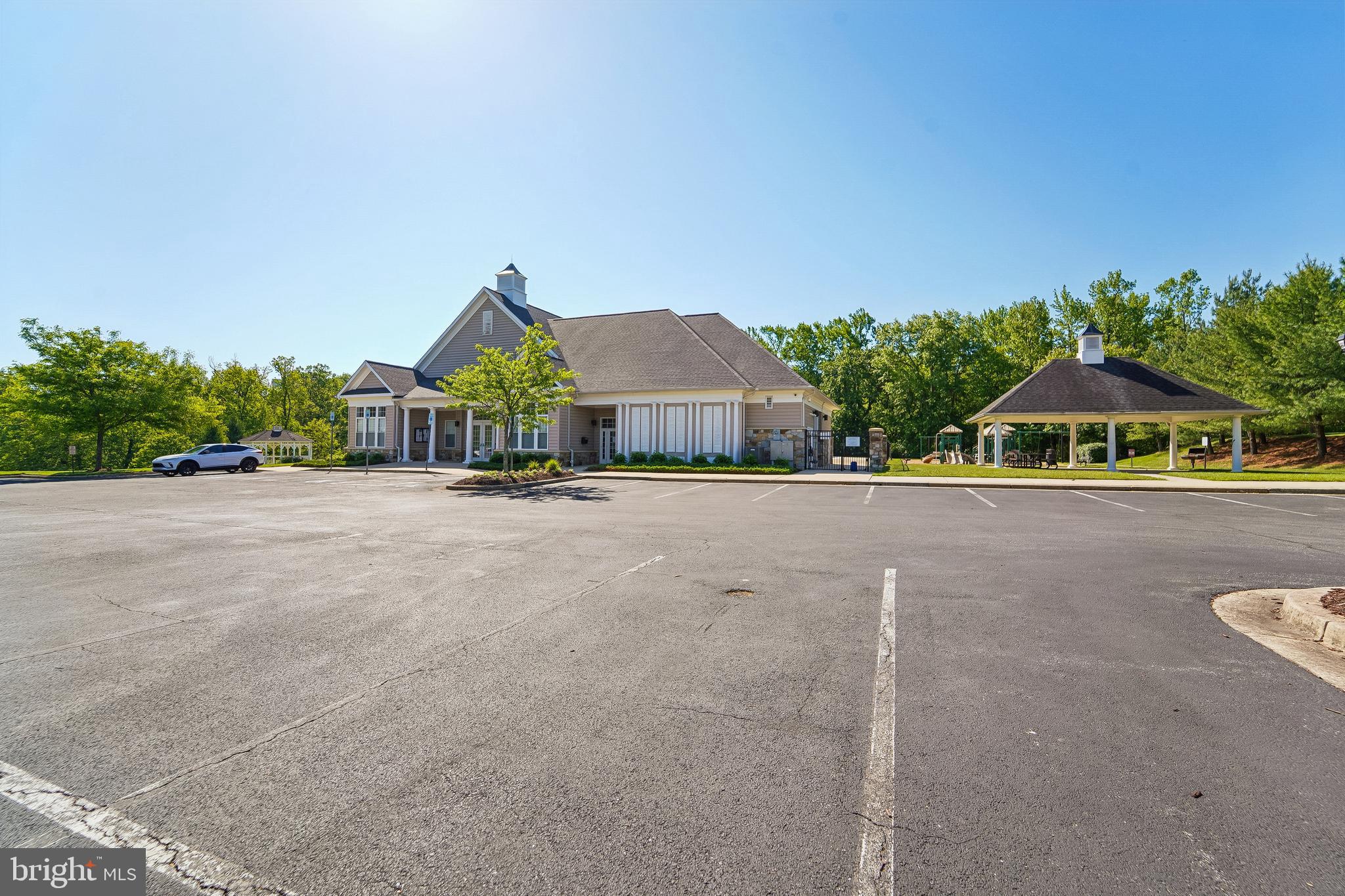 VILLAGES OF DORCHESTER - Residential