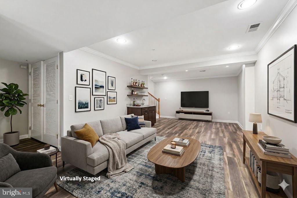 VILLAGES OF DORCHESTER - Residential