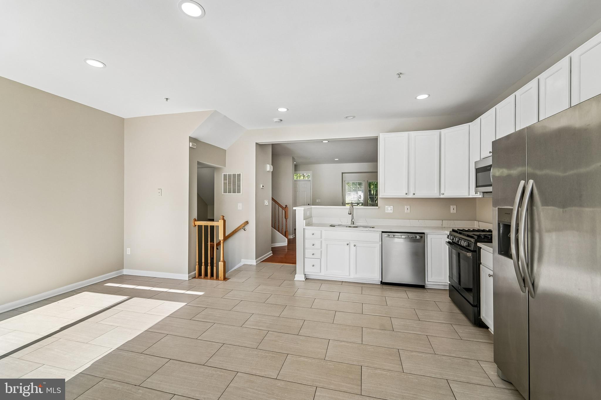 VILLAGES OF DORCHESTER - Residential