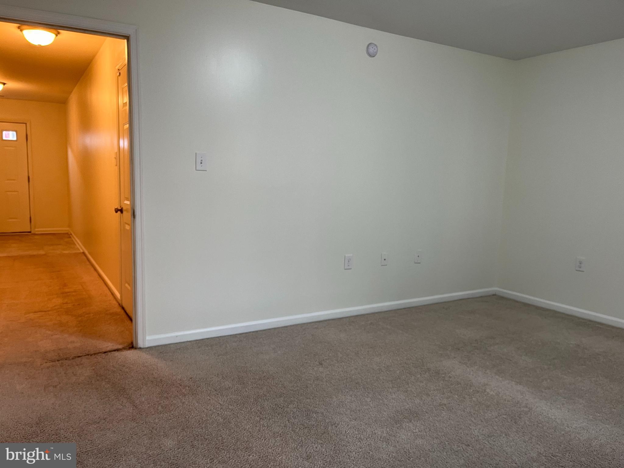 HAMMONDS MILL - Residential Lease