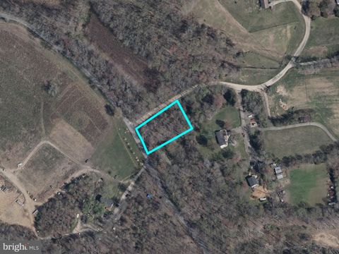 5097 ED PROUT ROAD LOTHIAN MD 20711