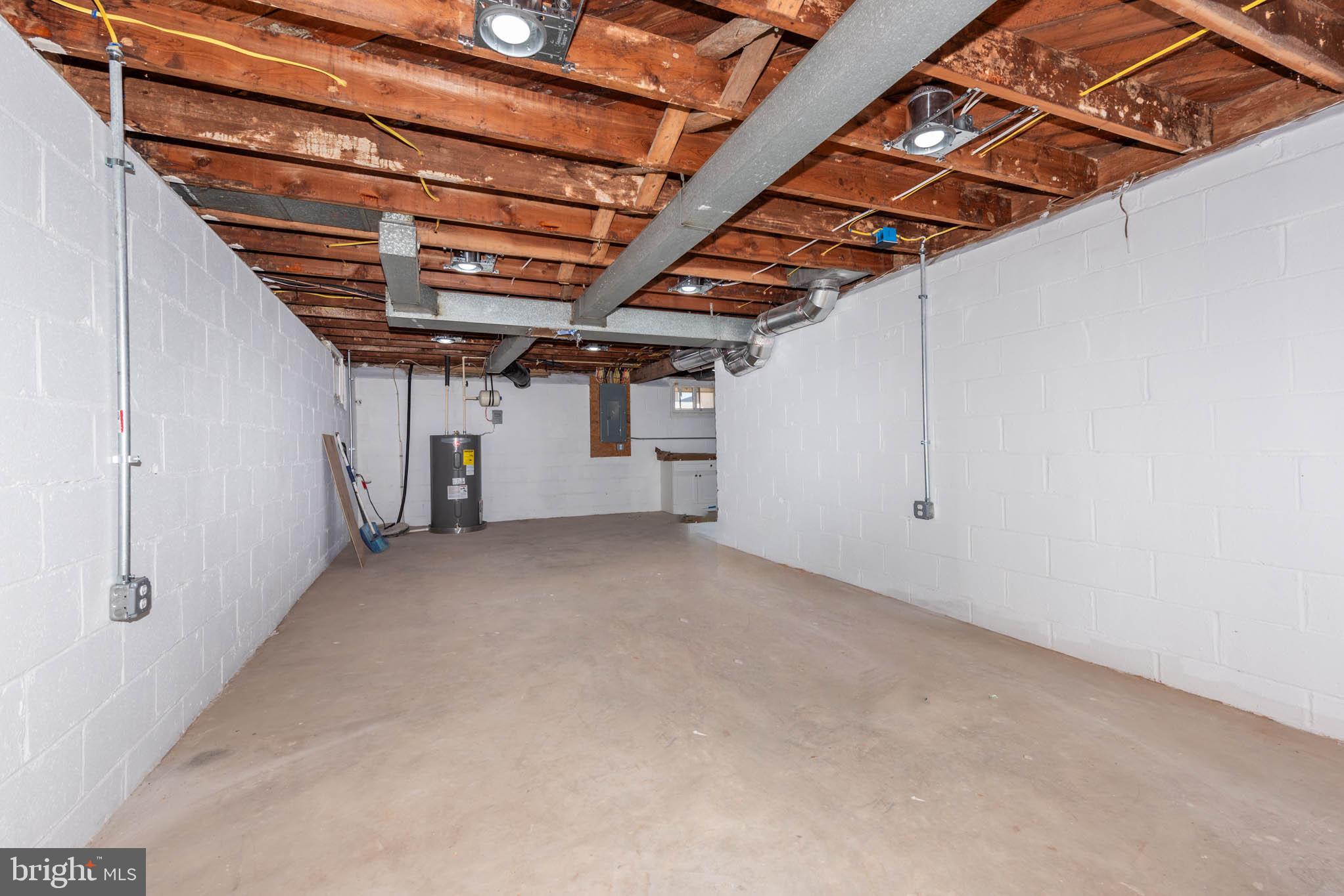 CAMPFIELD GARDENS - Residential