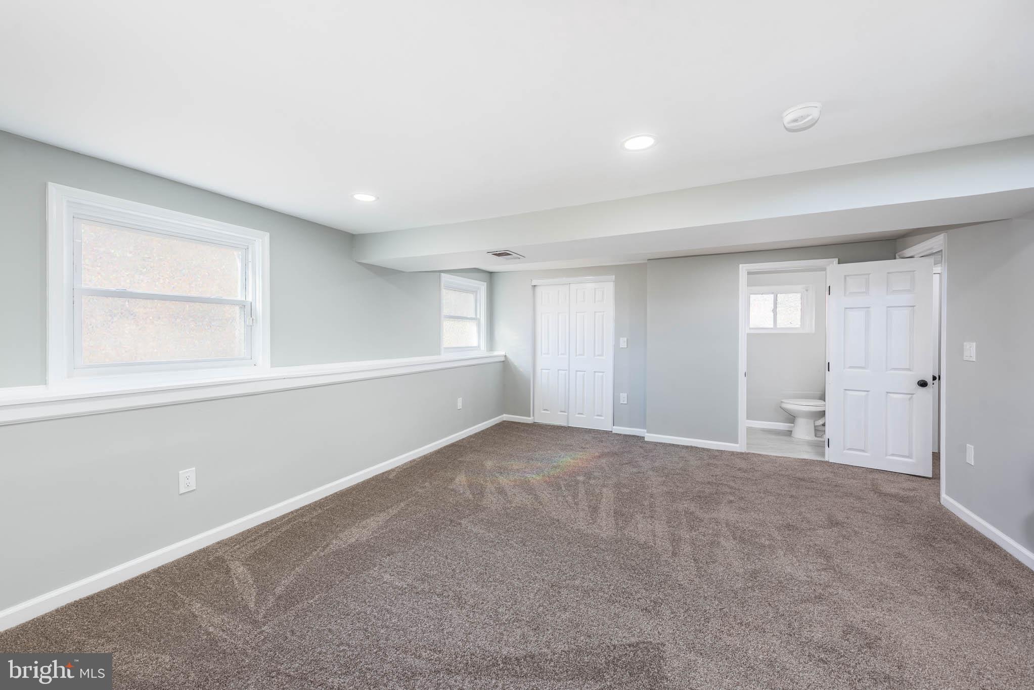 CAMPFIELD GARDENS - Residential