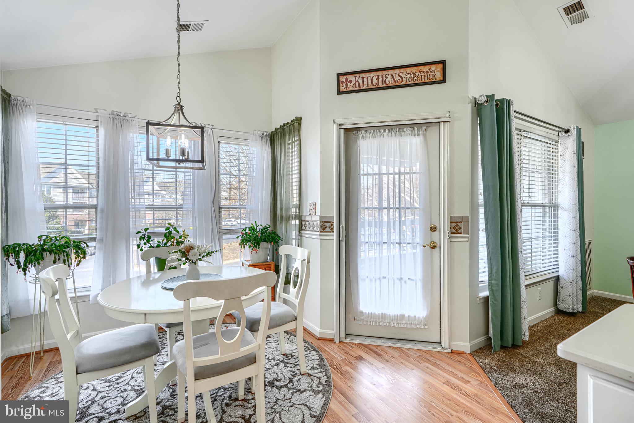 TAYLOR RIDGE - Residential