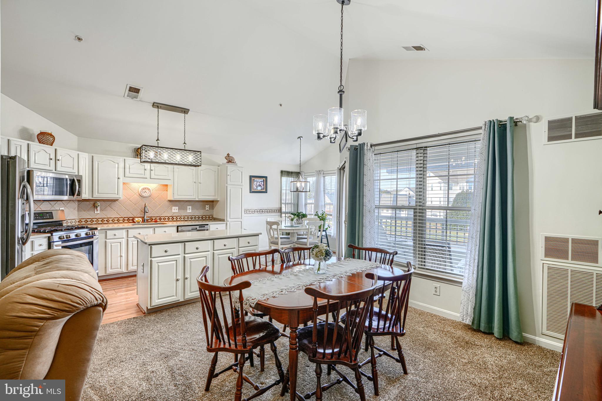 TAYLOR RIDGE - Residential